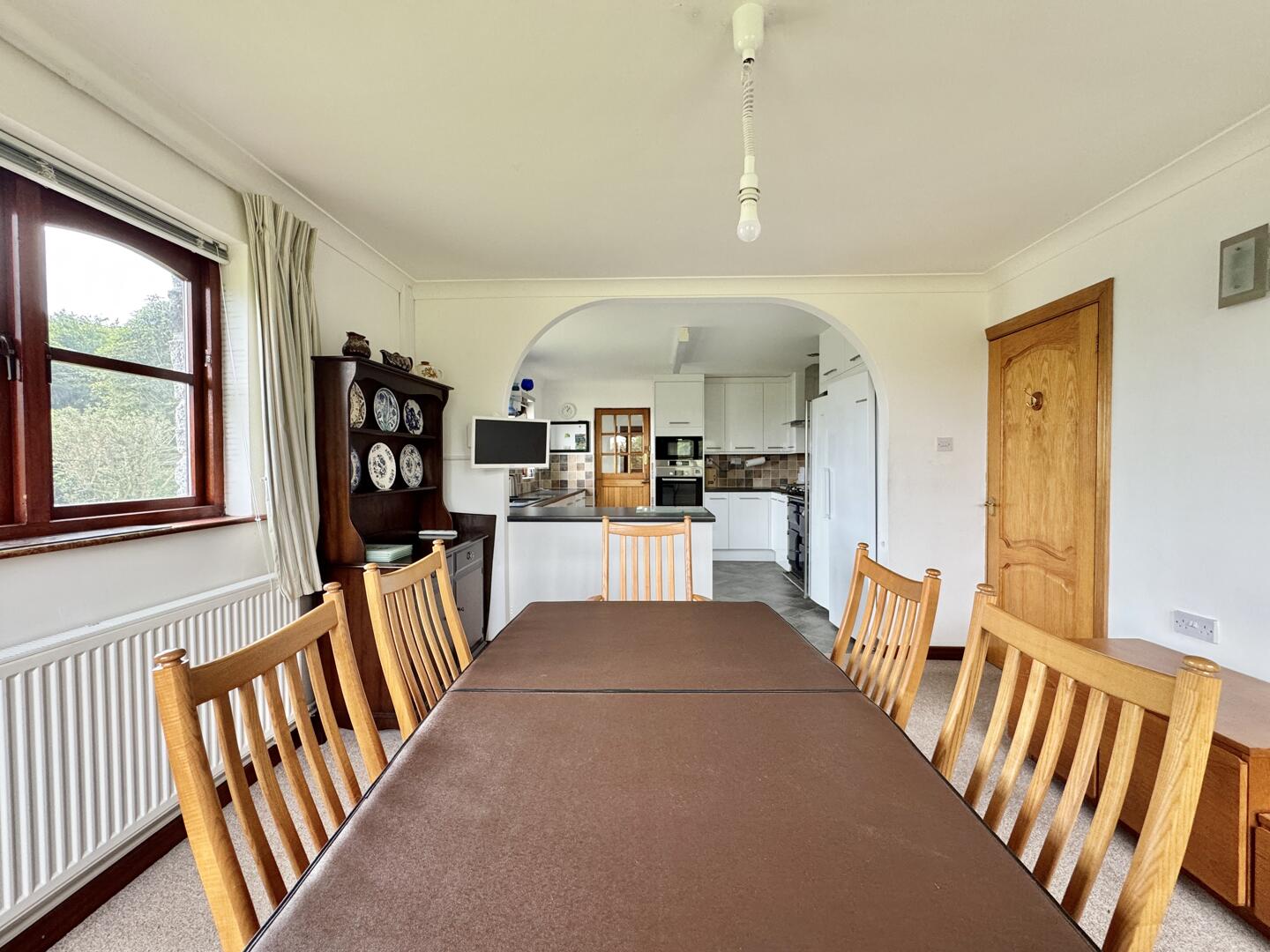 Busveal, Redruth